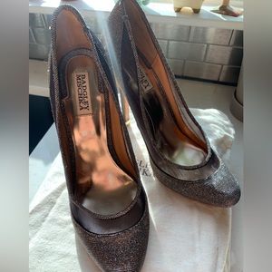 Stunning Badgley Mischka shimmer pumps